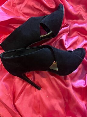 Chinese Laundry Black Suede Peep-Toe Stiletto Heels